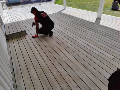 Floor cleaning and maintenance service