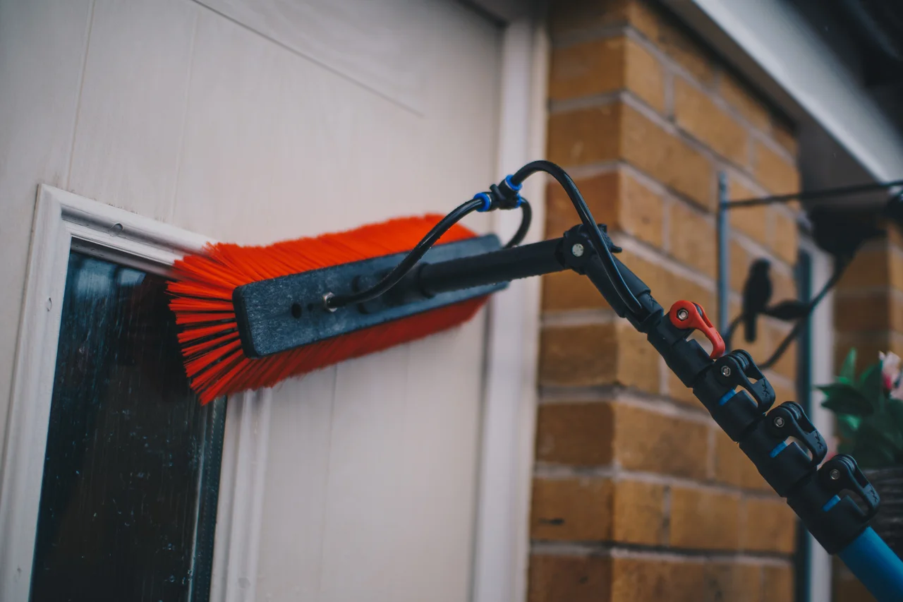 Professional facade cleaning service