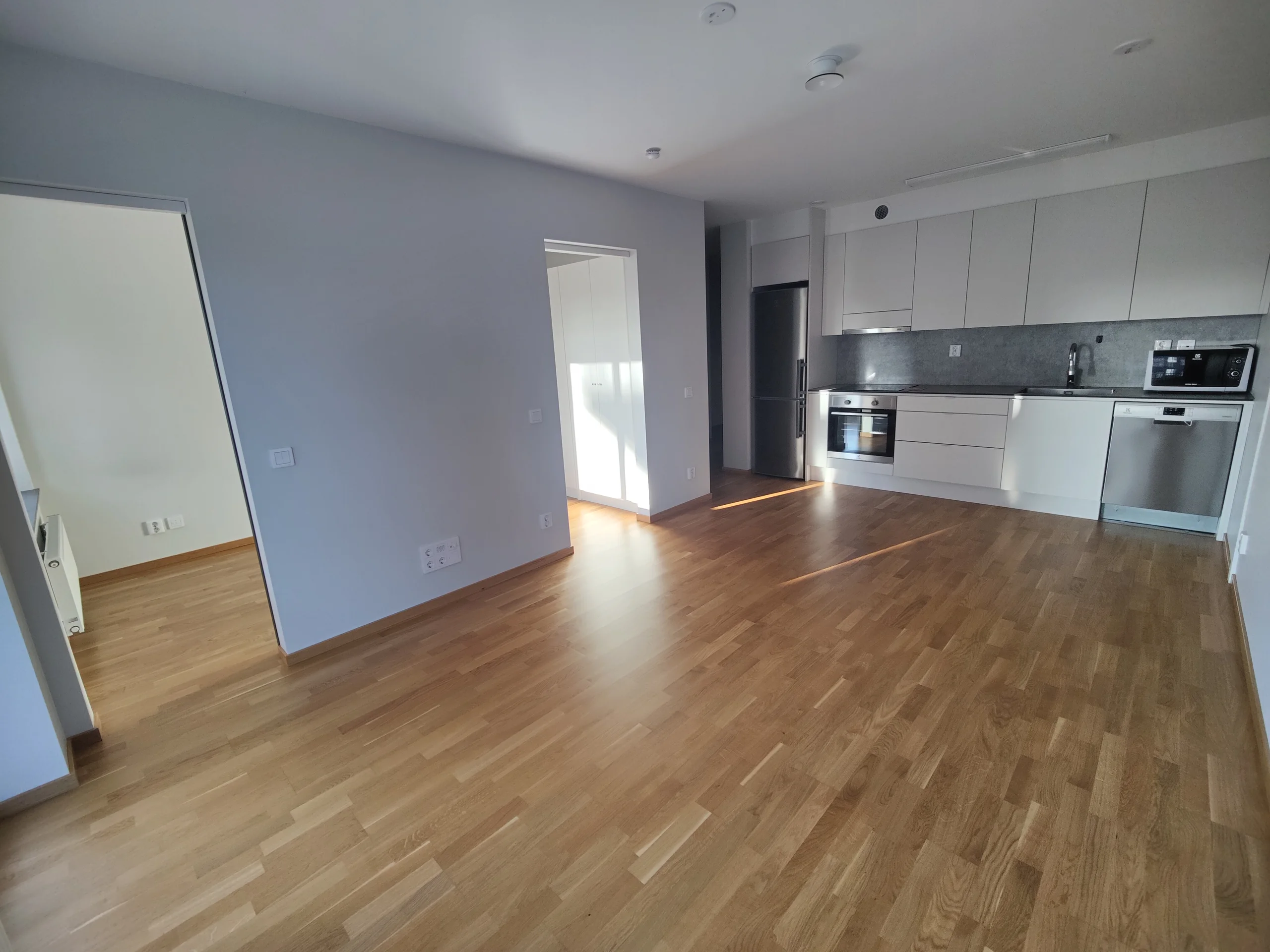 Professional move-out cleaning service