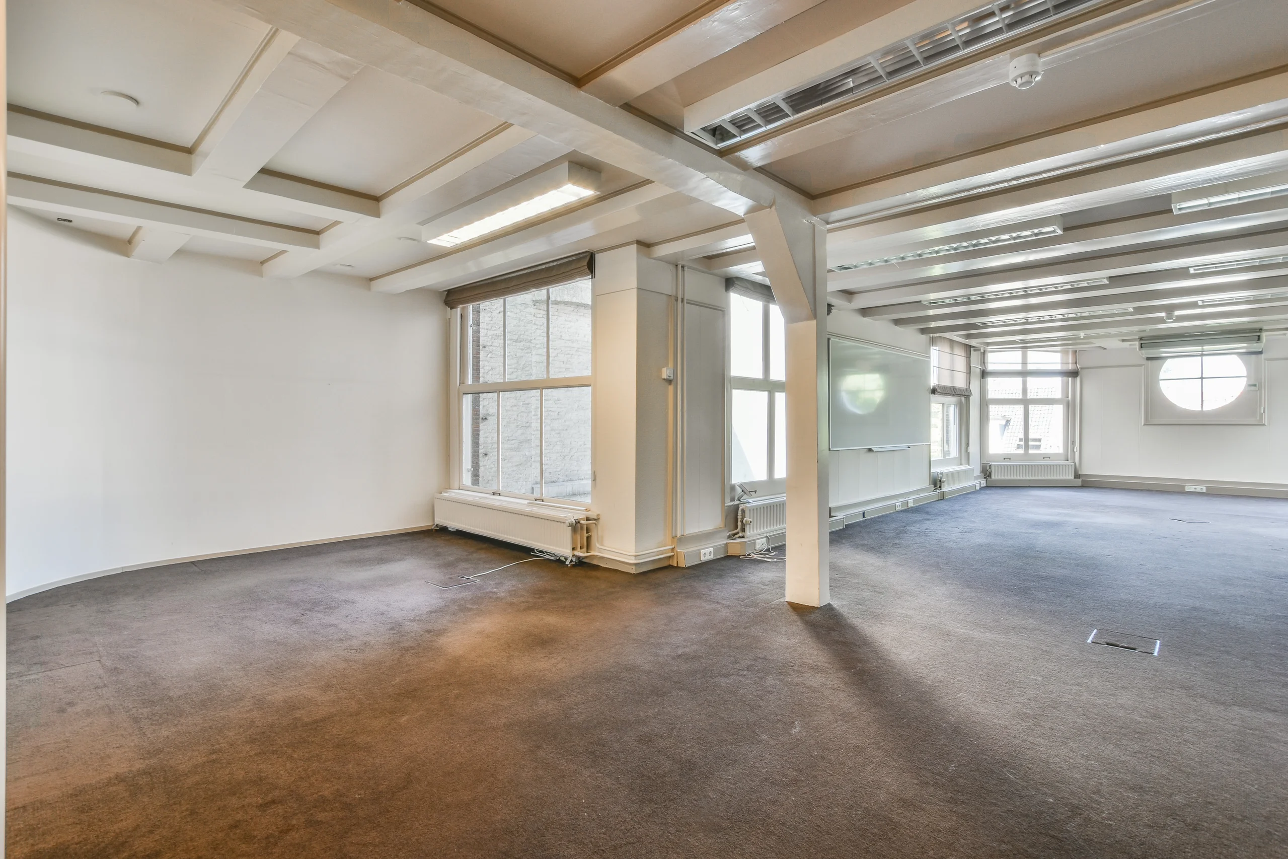 Professional office and construction cleaning service