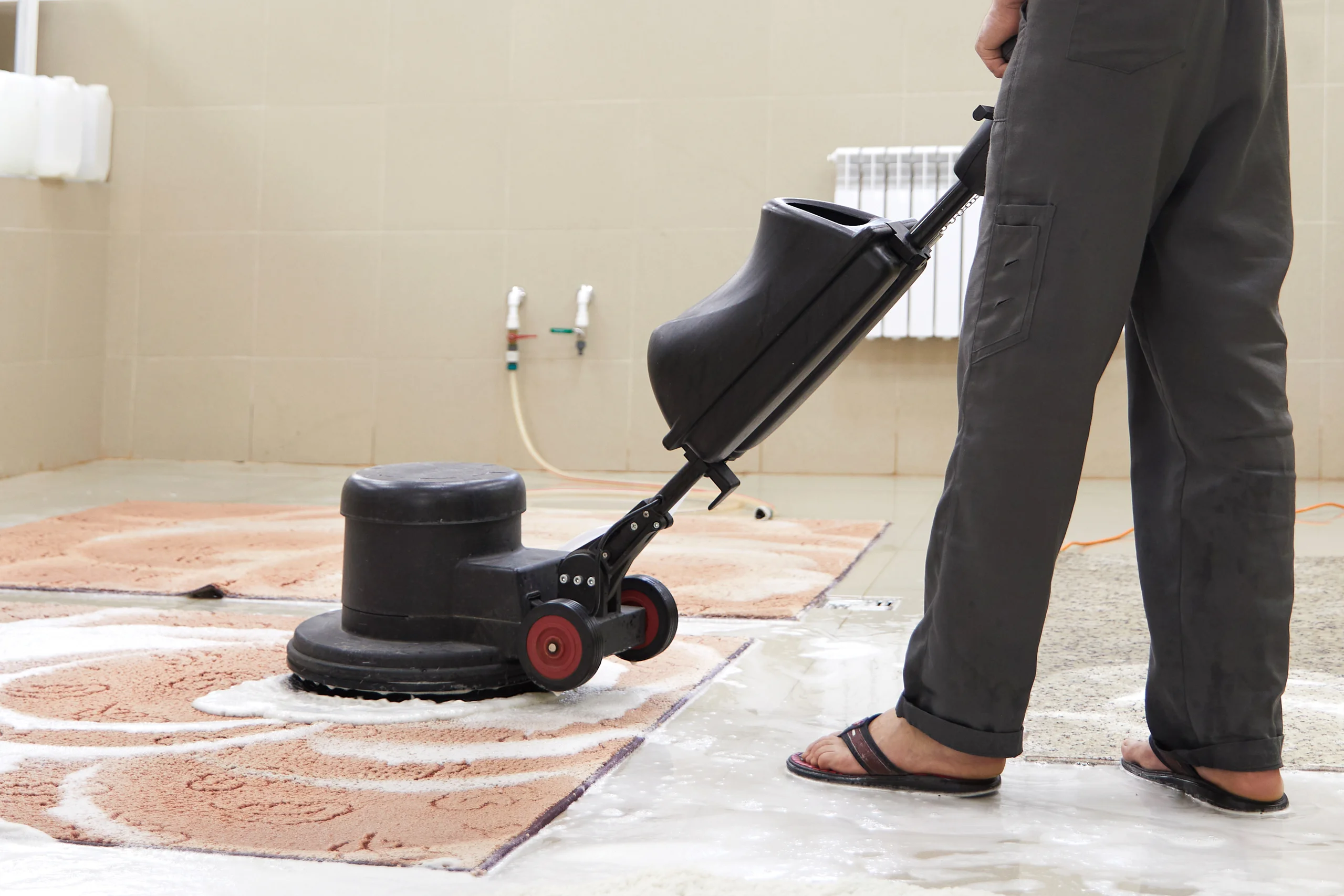 Floor cleaning and maintenance service